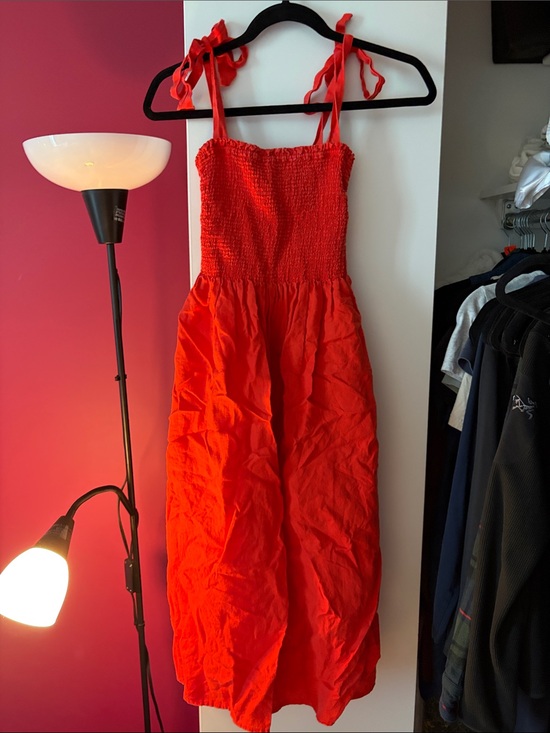 Aritzia Dresses & Skirts - Wilfred golden hour dress
